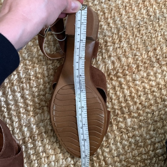 NWT - Mariella Leather (Suede) Block Heel Sandals - Picture 11 of 14